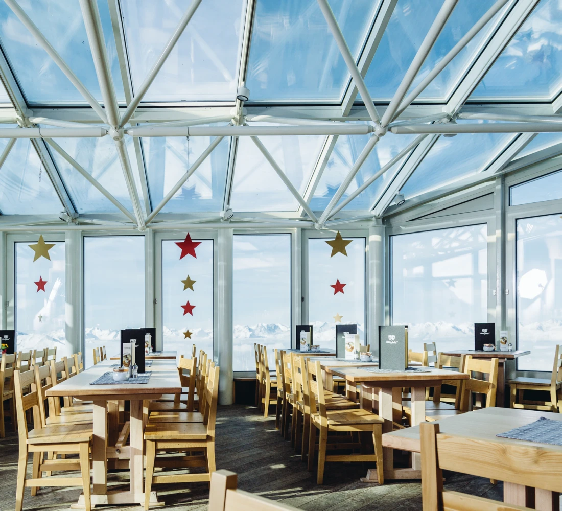 Aussicht vom Restaurant Rothorngipfel