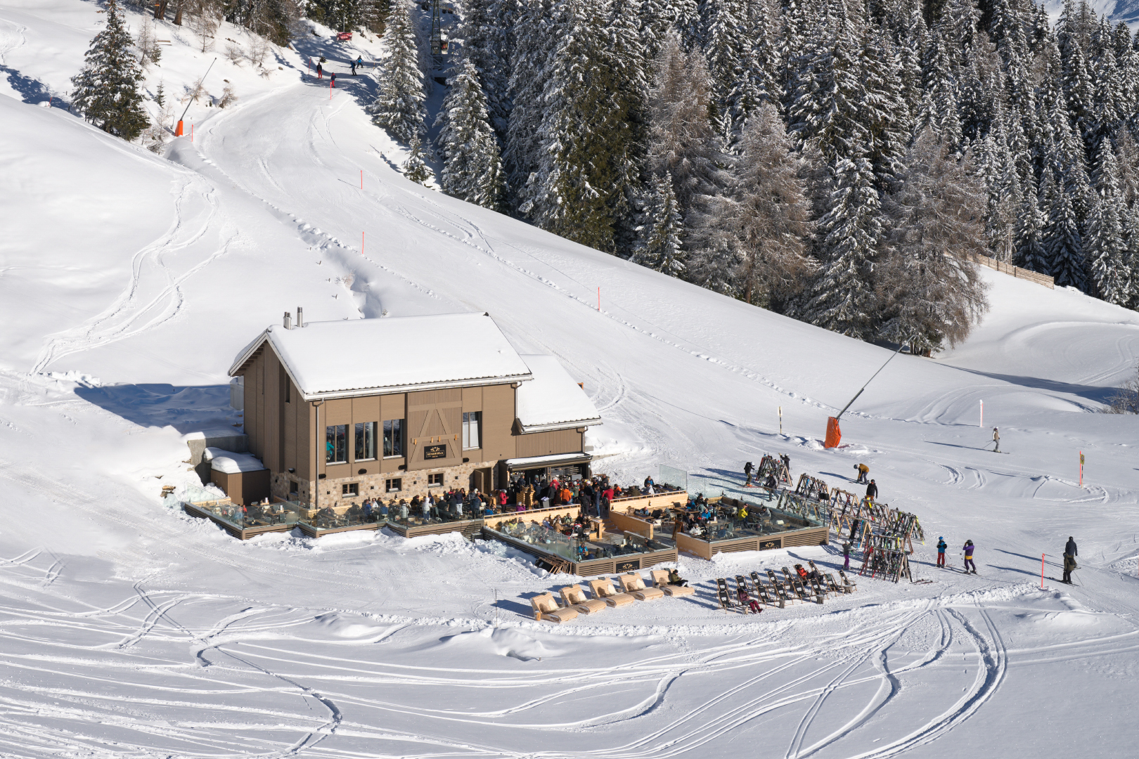 Hüttenzauber location in the snow